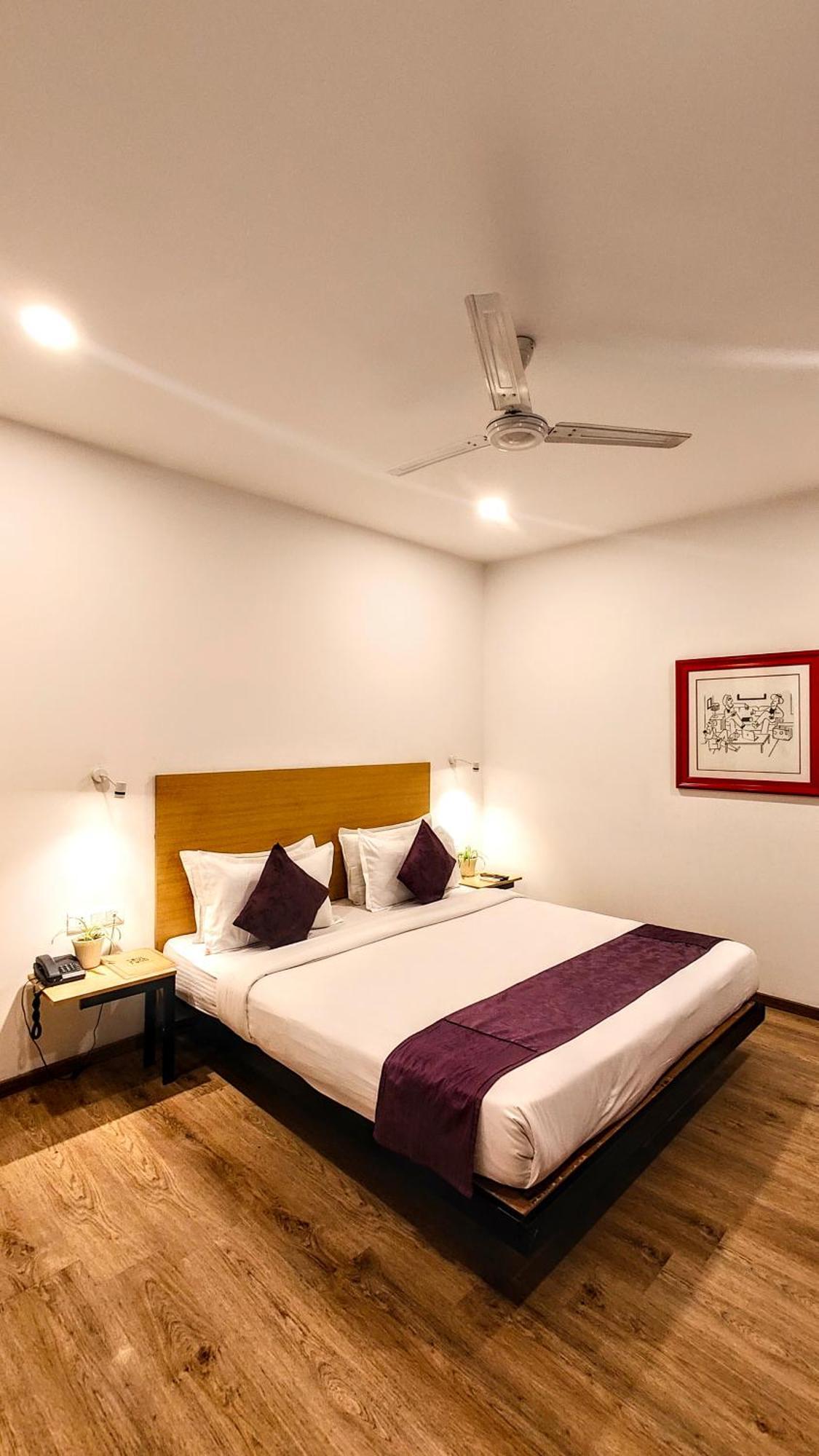 Mavens White Artemis Hospital Road Sector 52 Gurgaon Hotel Exterior photo